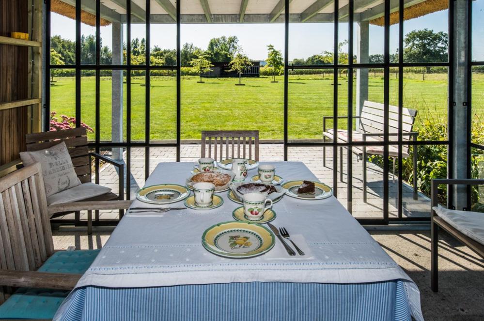 Bed and Breakfast De Moeraseik Zele Экстерьер фото